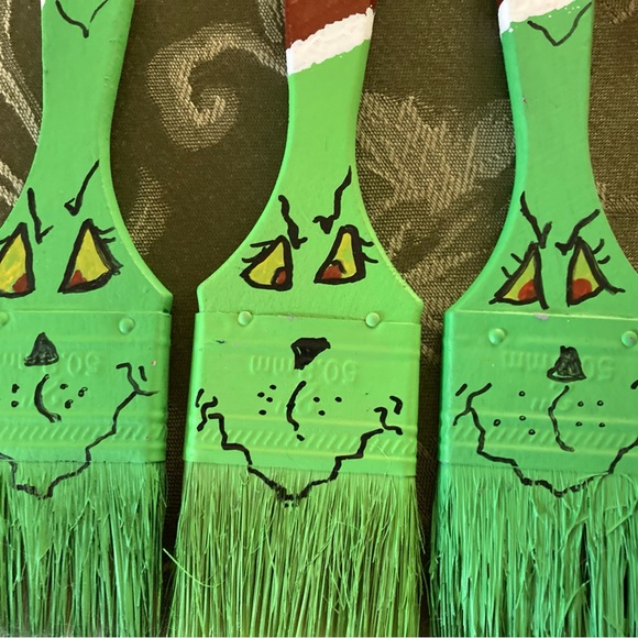 Paintbrush ornaments -hand painted - Picture 2 of 6